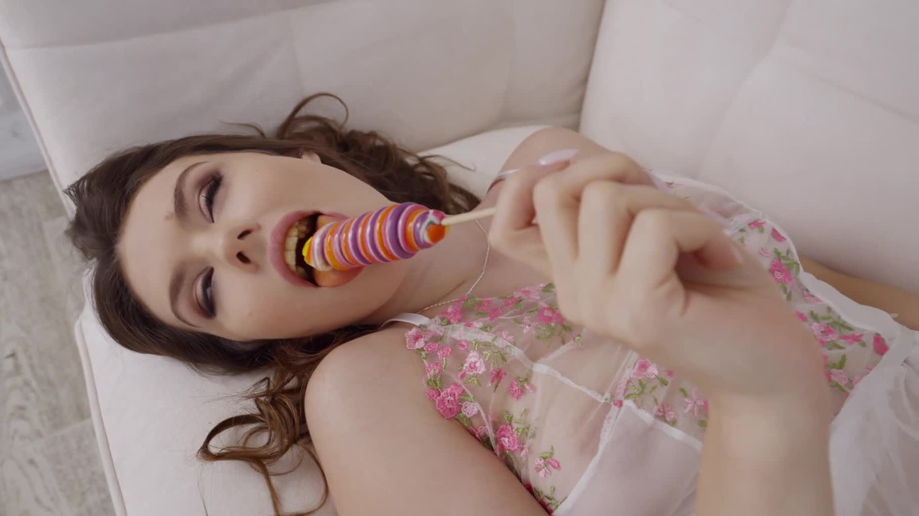 MetArt - Em gái luyện tập bú cu Phần 2 MetArt - Em gái luyện tập bú cu Phần 2